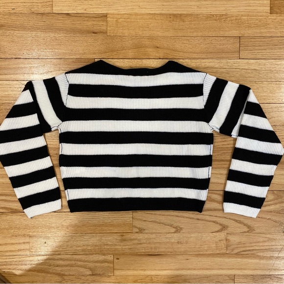 H&M KNIT TOP GIRLS SIZE US 8-10 - Picture 2 of 3